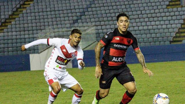 Serie B – Vitória leva de 3 do Oeste e vai ficar na lanterna durante toda Copa América