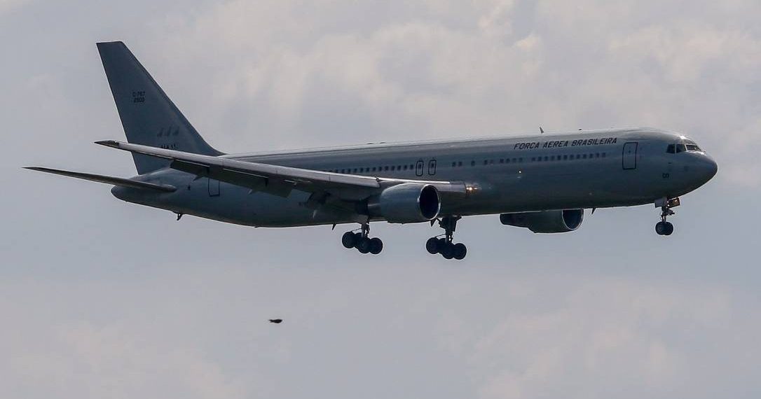 Militar da Aeronáutica que dava apoio à comitiva de Bolsonaro foi preso na Espanha com 39 quilos de cocaína