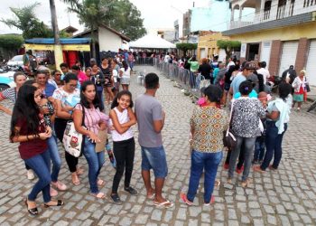 Atingido por fortes chuvas, município Pedro Alexandre recebe edição especial da Feira Cidadã