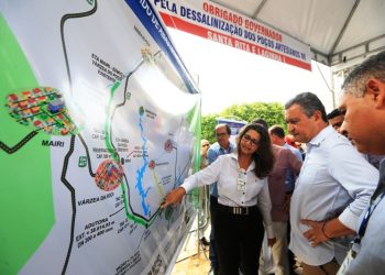 Rui Costa entrega sistema integrado de água para quatro municípios do centro-norte baiano