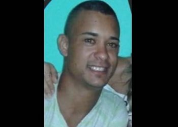 Jovem é morto a tiros quando se encontrava num lava rápido