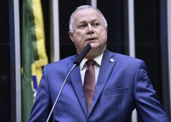 “Rui quer se fazer de vítima para enganar população”, diz Paulo Azi, sobre inauguração do aeroporto de Conquista