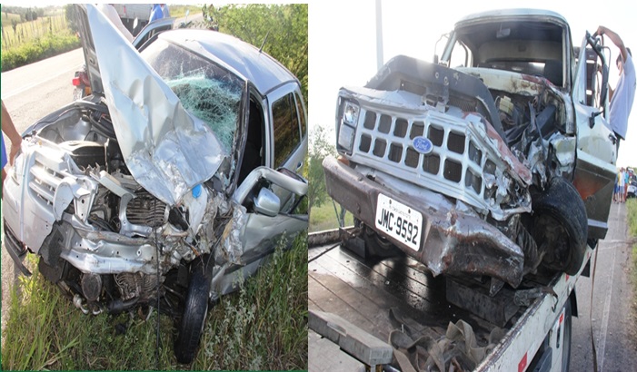 Colisão frontal na BA 120 deixe motorista de Gol gravemente ferido