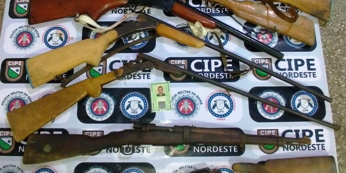 CIPE Nordeste apreende fuzil e desarticula fábrica e comercio clandestino de armas de fogo