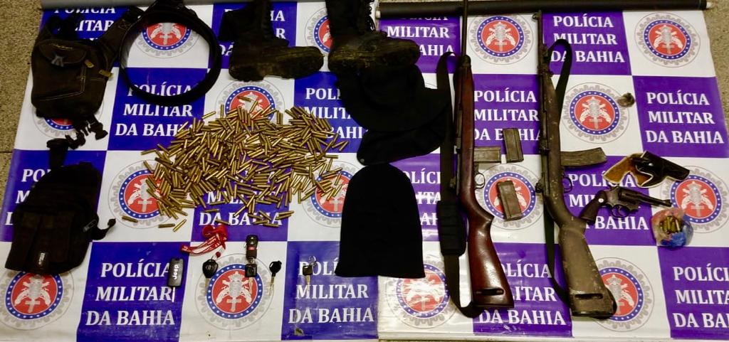Assaltantes pernambucanos presos com fuzis em Paulo Afonso