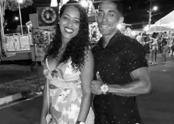 Cantor de forró não aceita fim de namoro e mata namorada a facadas