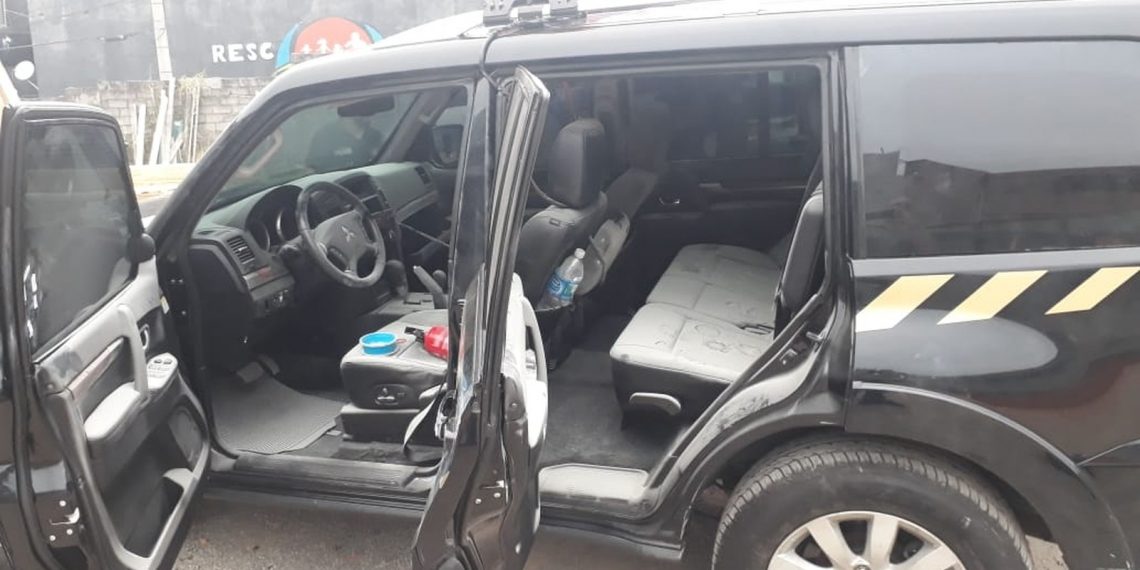 SP – Disfarçado de policiais federais, grupo fortemente armado invade terminal de cargas de Guarulhos, faz reféns e rouba 750kg de ouro