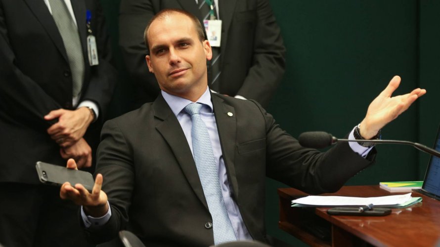 Eduardo Bolsonaro receberá mais que o dobro do seu salário como embaixador nos EUA