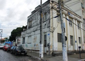 Grafiteiros deram um toque de arte nas paredes ‘sem vida’ em Coité