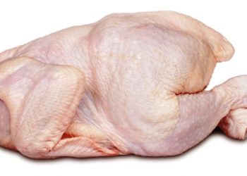 Fome? Individuo rouba frango abatido em mercadinho e acaba preso