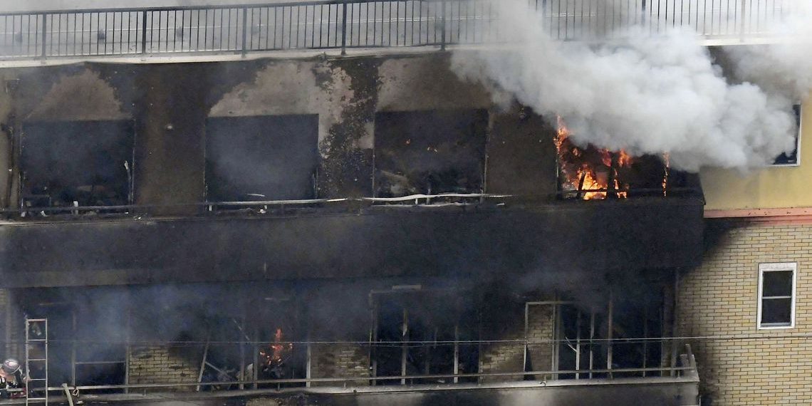 Incêndio criminoso deixa 33 mortos no Japão
