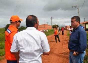 Sítio do Quinto: deputado Alex da Piatã acompanha superintendente da Defesa Civil ao Povoado de Jardim