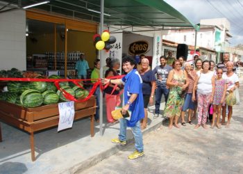 Mundo da Melancia inaugura a terceira loja em Serrinha. Rede de Hortifrúti atende também Coité e Santaluz