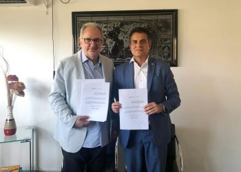 Eduardo Salles apresenta Indicação para universidades estaduais e federais da Bahia adotarem cotas regionais
