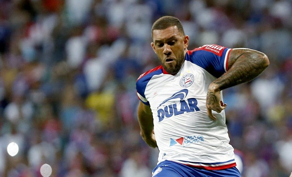 Árbitro detalha na súmula motivo da expulsão de Fernandão