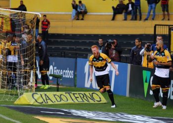 Série B – Criciúma vence o Sport e empurra o Vitória novamente para o Z4