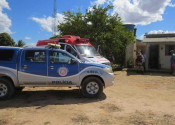 Homem é esfaqueado e tem corpo queimado após tentar separar briga de casal