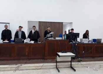 Homem acusado de matar o próprio pai em Serra Preta é condenado a mais de 28 anos de prisão