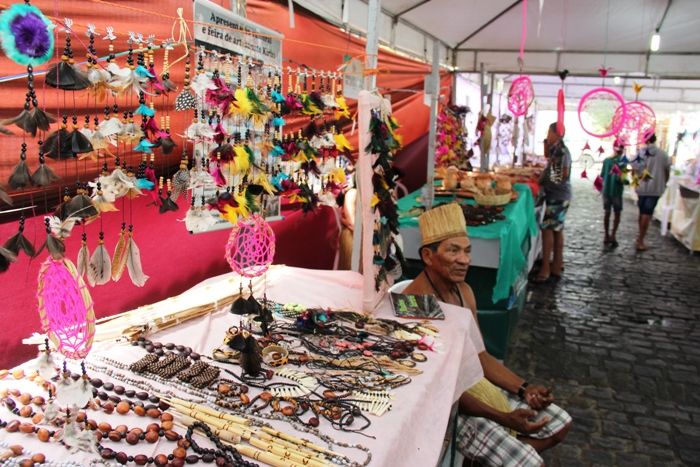 Artesanato indígena é uma das atrações da 10ª Feirafes de Valente; conheça também a planta moringa
