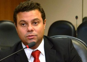 Luciano Simões solicita ao Governo do Estado curso técnico e seminários sobre agricultura em escolas públicas