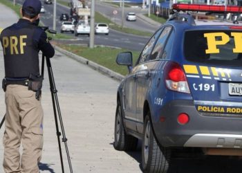Bolsonaro determina suspensão do uso de radares móveis em rodovias federais
