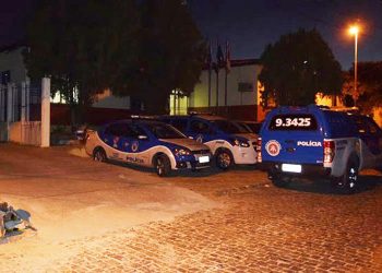 Homem mata a esposa e liga para o sogro informando a crueldade