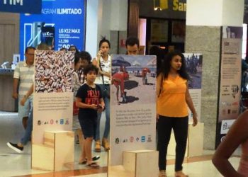 A Ong Rede Viva Mar Vivo – Redemar faz exposição fotográfica “O mar não está para plástico” no shopping da Bahia, em Salvador