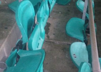 Integrantes de torcida organizada do Vitória depredam Arena Fonte Nova após jogo