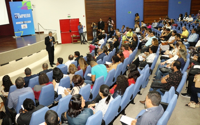 Secretaria da Educação do Estado promove encontro sobre o Programa Primeiro Emprego