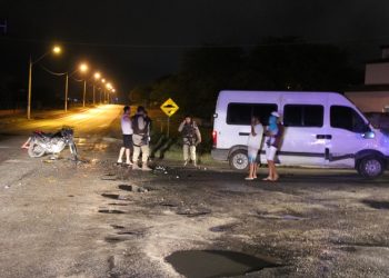 Coité – Motociclista fica gravemente ferido após colidir veículo em van