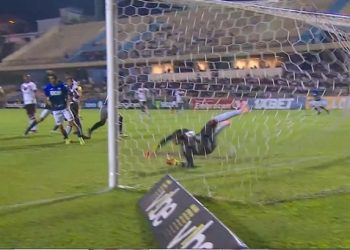 Série B – Vitória joga mal e perde mais uma pra lanterna do campeonato