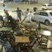 Irecê – Minutos depois de briga generalizada, homem retorna em carro e dispara contra um grupo de pessoas
