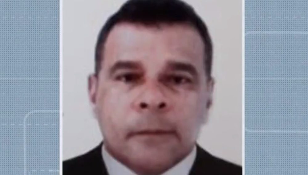 Terceiro envolvido em latrocínio de delegado em Feira é preso e arma usada no crime é apreendida