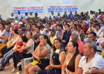 Serrinha – Audiência pública reuni centenas de pessoas para discutir o futuro dos transportes alternativos na Bahia