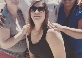 Americano com três esposas faz rodízio de camas durante toda a semana