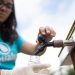 Estudante baiana que criou tecnologia para filtrar água através da luz solar ganha prêmio da ONU