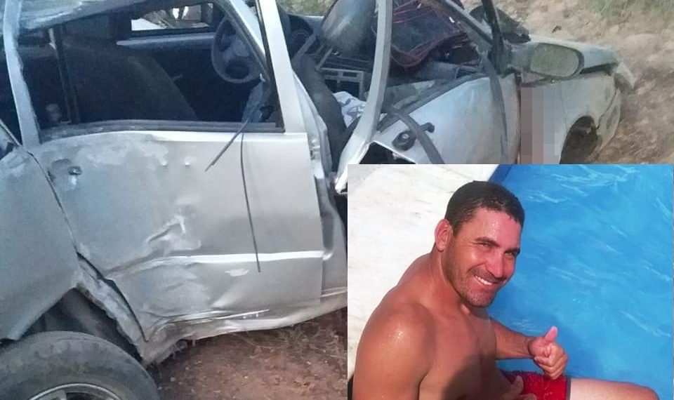 Motorista morre após carro sair da pista e bater em poste da rede elétrica