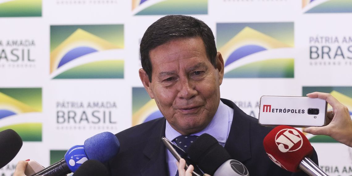 Para Mourão, houve “desgaste prematuro” da proposta de novo imposto