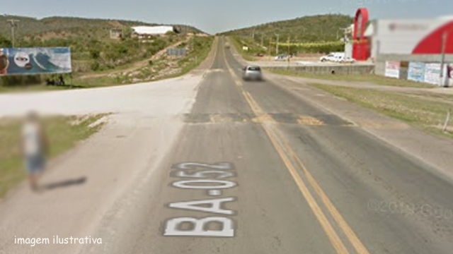 Ambulância é abordada por bandidos e ocupantes, incluindo paciente são assaltados