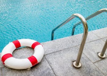 Dicas de segurança para as crianças na piscina ou no mar