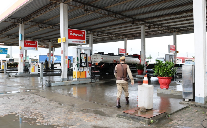 Posto no interior é impedido de operar por armazenar gasolina com até 79% de etanol