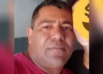 Homem é morto e outros dois ficam feridos após criminosos invadirem sítio