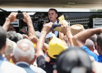 ‘Interesse na Amazônia não é no índio nem na porra da árvore, é no minério’, diz Bolsonaro