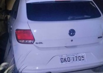 Coité – PM flagra dois indivíduos adulterando chassi, vidros e motor de carro