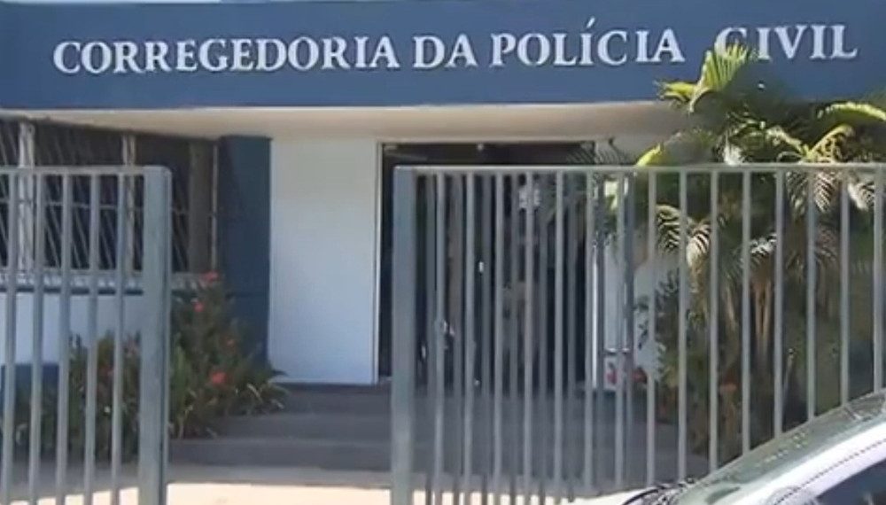 Delegada e três investigadores são detidos em Salvador após denúncias de ‘excessos’