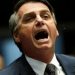 ‘Tá com sua mãe’, responde Bolsonaro a pergunta de ciclista sobre Queiroz