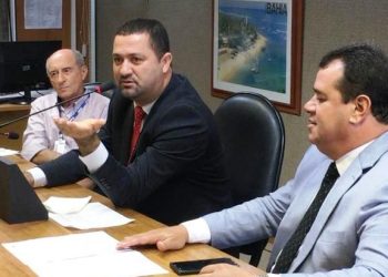 Deputado Osni Cardoso recebe prefeitos de quatro municípios na Comissão Especial de Assuntos Territoriais e Emancipação da ALBA