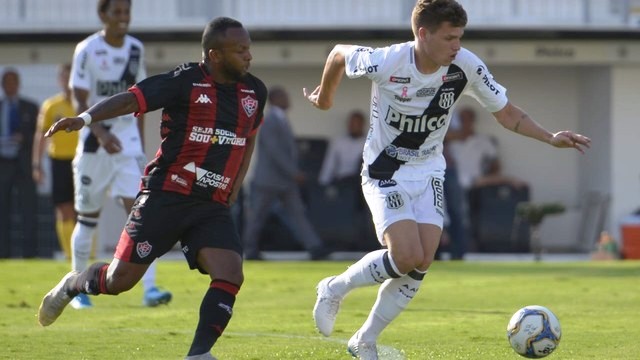 Série B – Vitória supera expulsão, ganha em Campinas com gol nos acréscimos