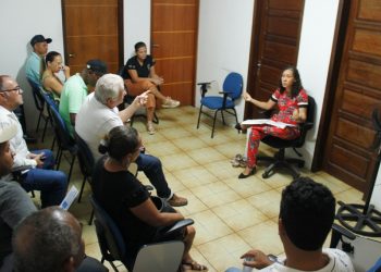 Cartório eleitoral de Coité reúne lideranças para pedir apoio no sentido de agilizar cadastramento biométrico