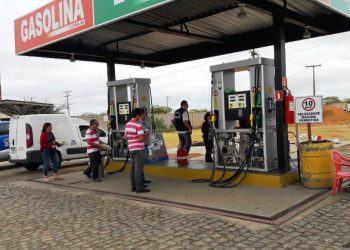 Ibametro interdita bombas de combustível em posto de Vitória da Conquista por fraude no abastecimento